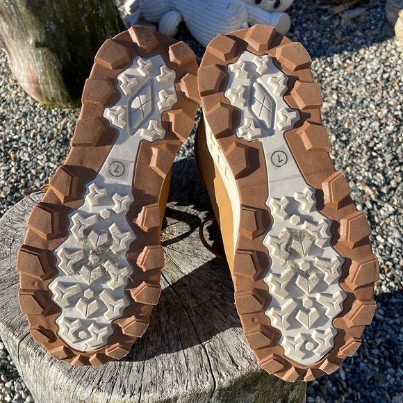 Unltd Boots - Picture 7 of 8